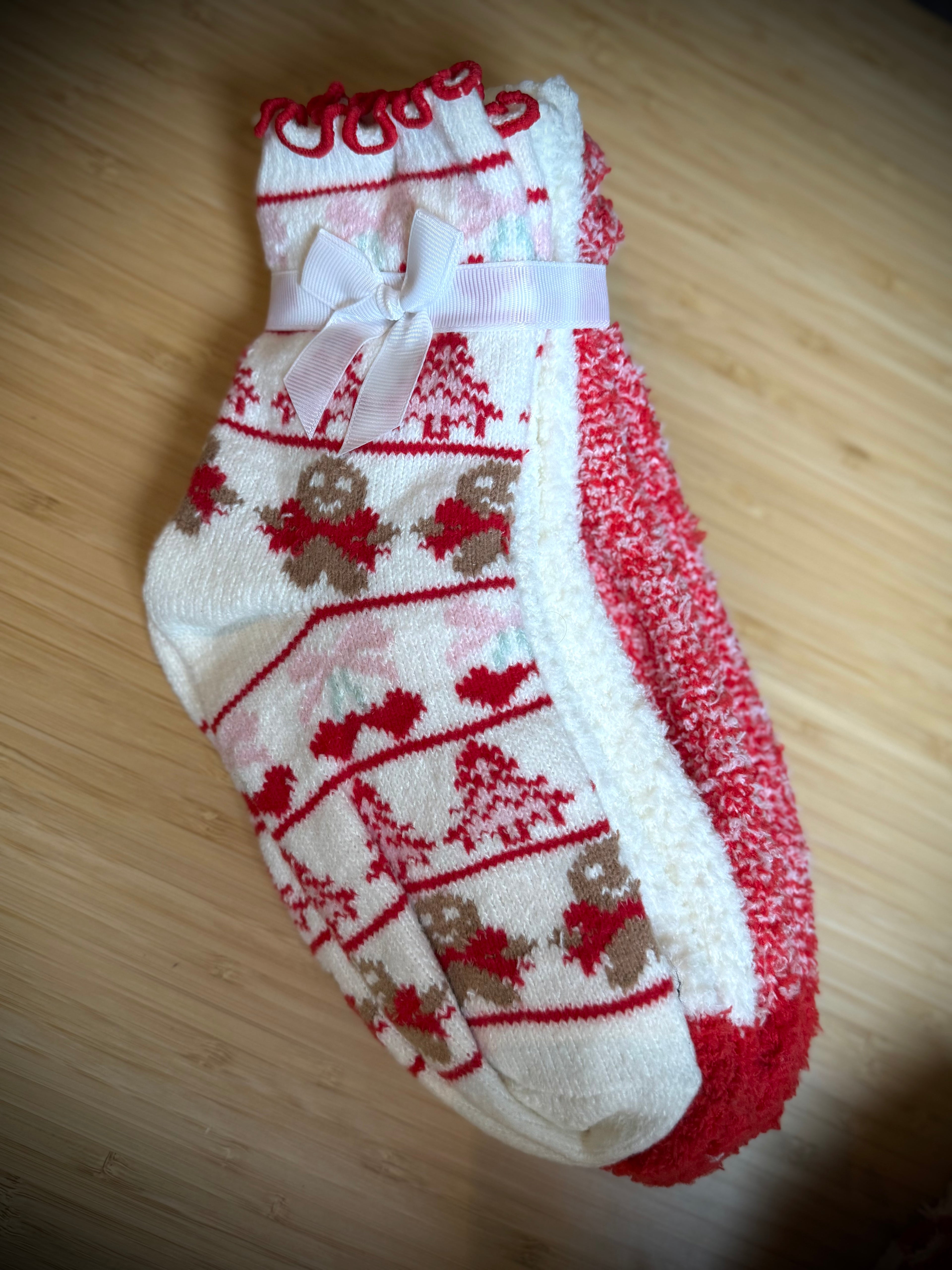 Holiday Fuzzy Socks – 3 Pack